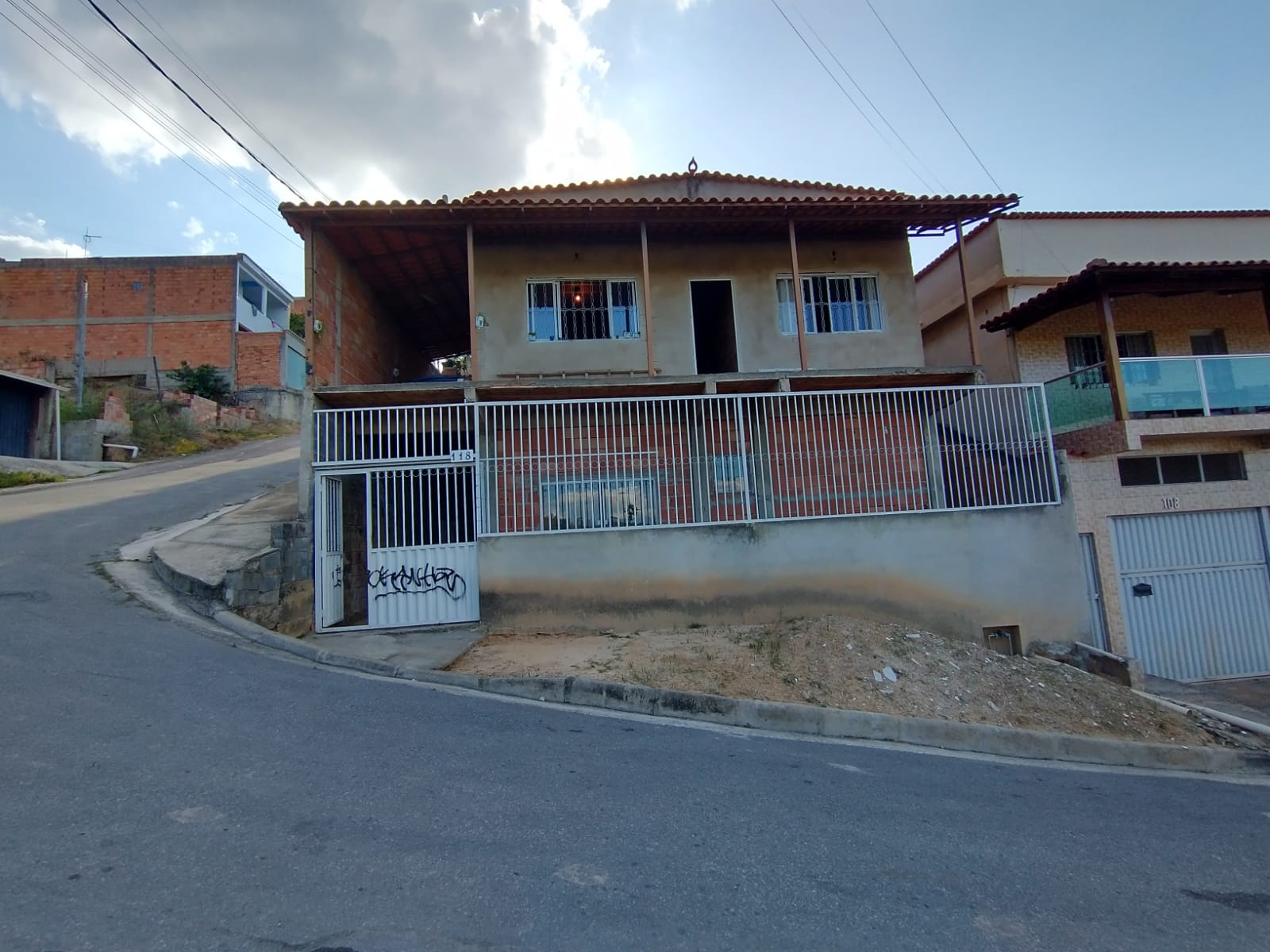 Casa à venda com 5 quartos, 180m² - Foto 11