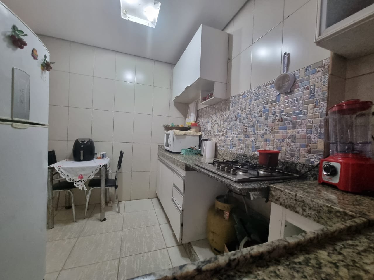 Casa à venda com 4 quartos, 93m² - Foto 14