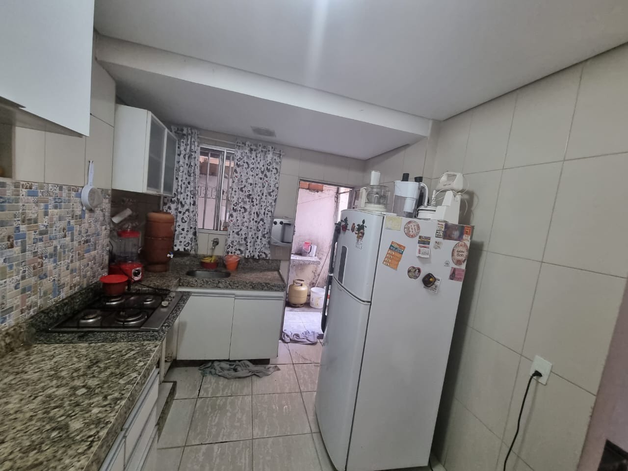 Casa à venda com 4 quartos, 93m² - Foto 17