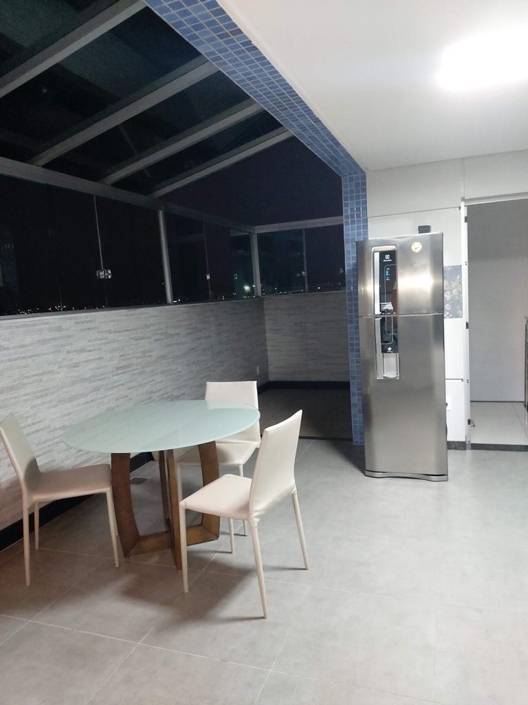 Cobertura à venda com 3 quartos, 200m² - Foto 6