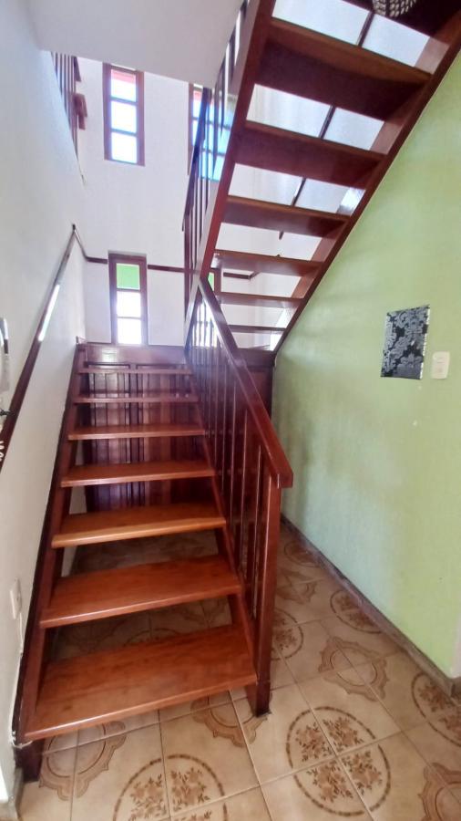 Casa à venda com 3 quartos, 180m² - Foto 2