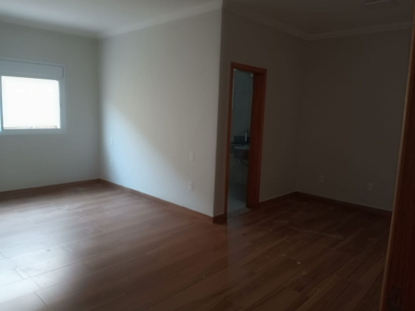 Casa à venda com 4 quartos, 320m² - Foto 8