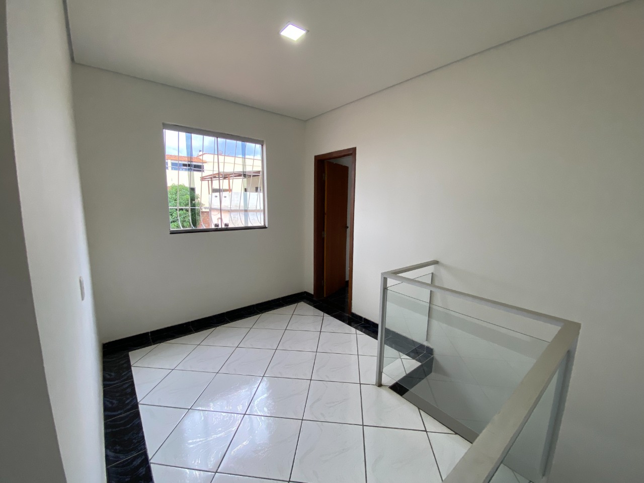 Casa à venda com 2 quartos, 125m² - Foto 12