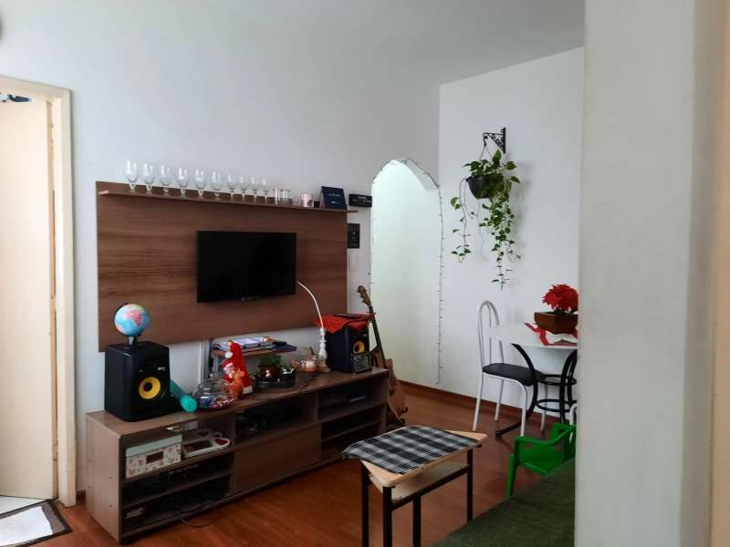 Apartamento à venda com 2 quartos, 55m² - Foto 2