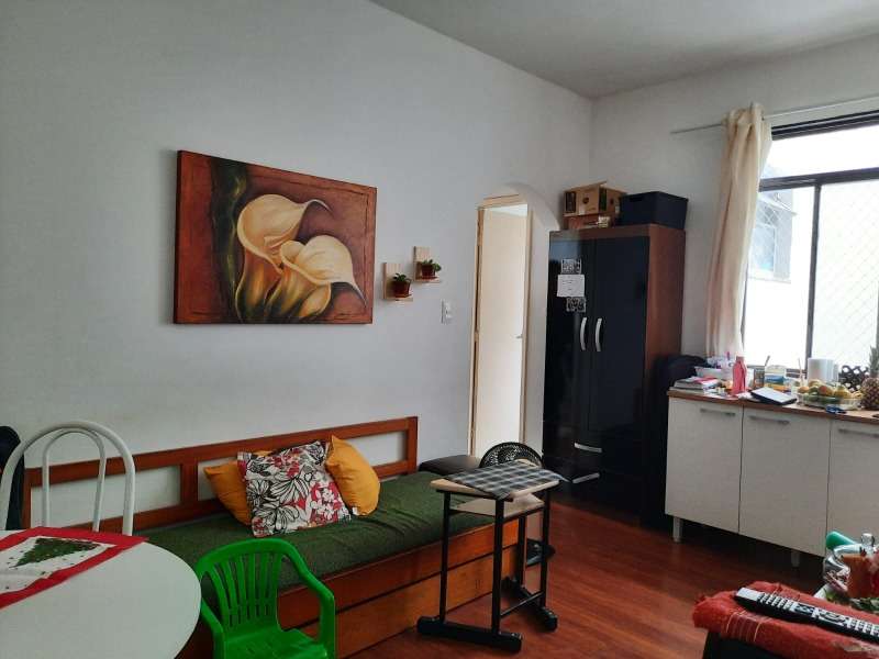 Apartamento à venda com 2 quartos, 55m² - Foto 3