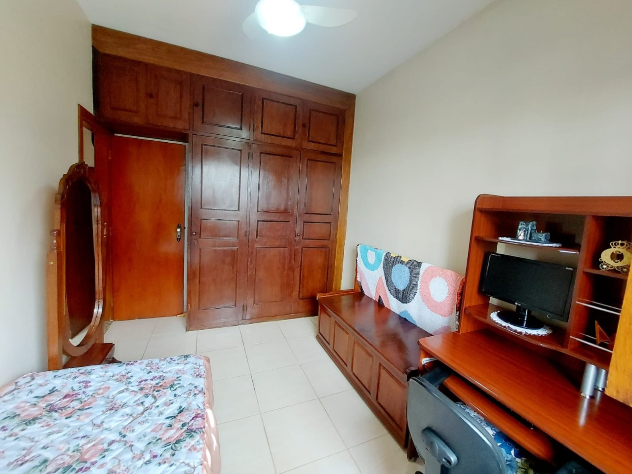 Casa à venda com 4 quartos, 264m² - Foto 25