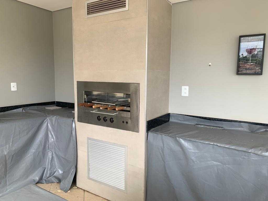 Apartamento à venda com 2 quartos, 61m² - Foto 4