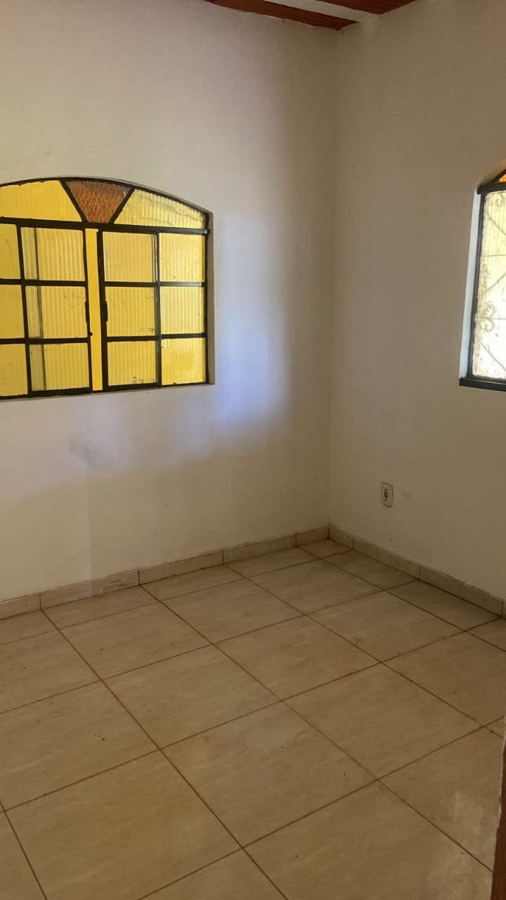 Casa à venda com 2 quartos, 250m² - Foto 7