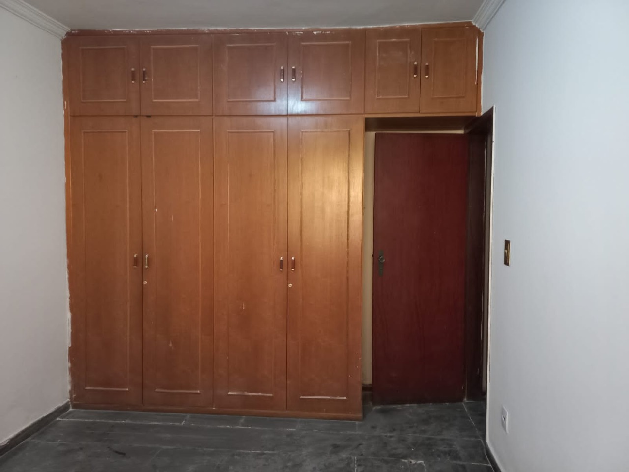 Casa à venda com 3 quartos, 300m² - Foto 11