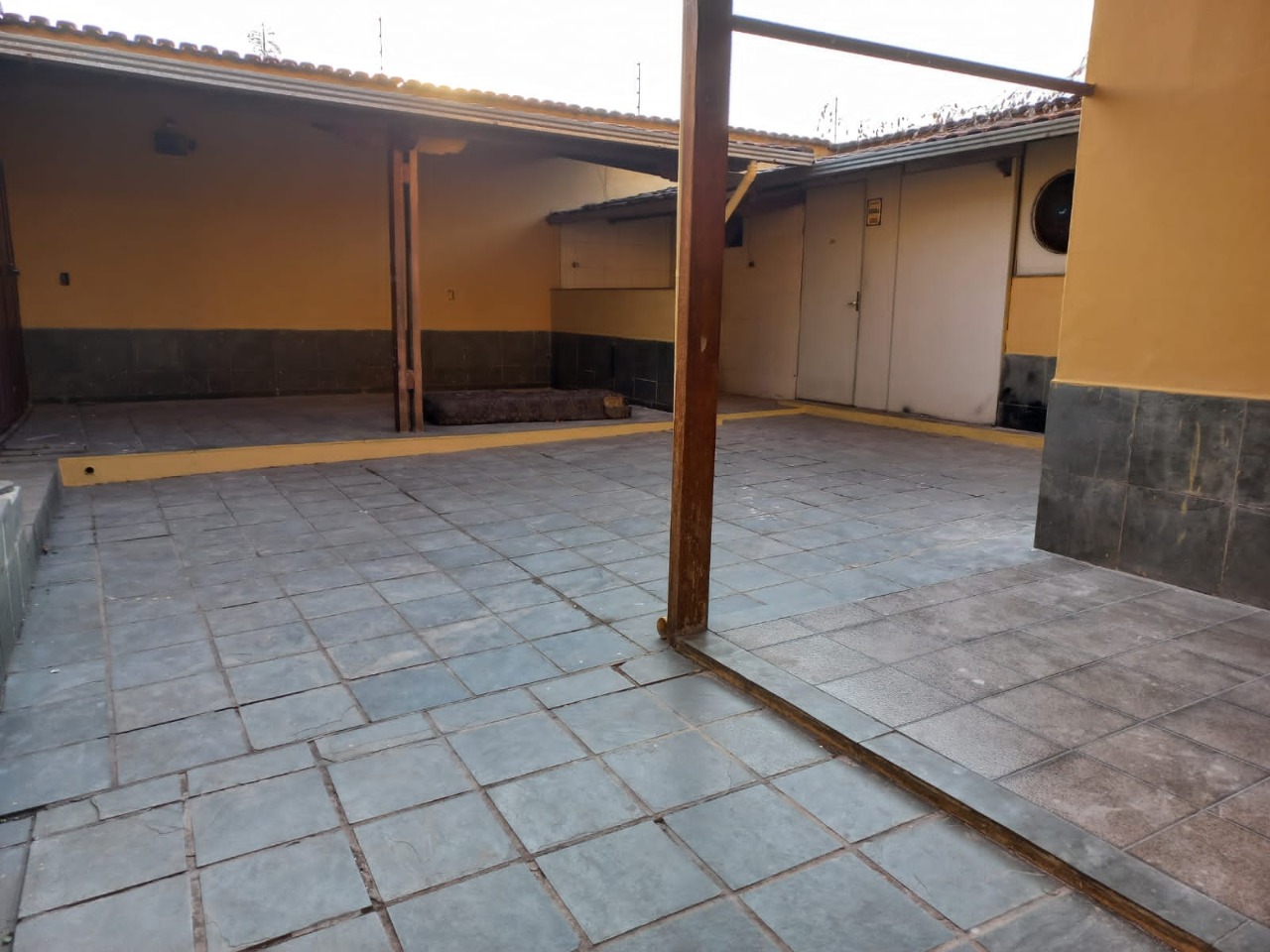 Casa à venda com 3 quartos, 300m² - Foto 14