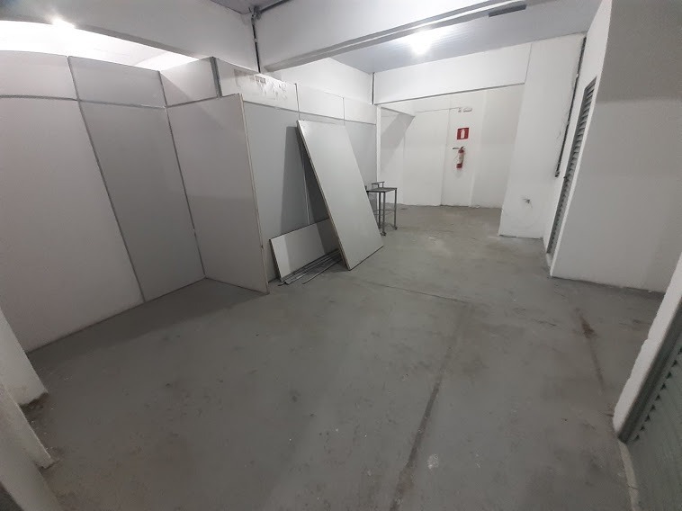 Loja-Salão para alugar com 1 quarto, 160m² - Foto 13