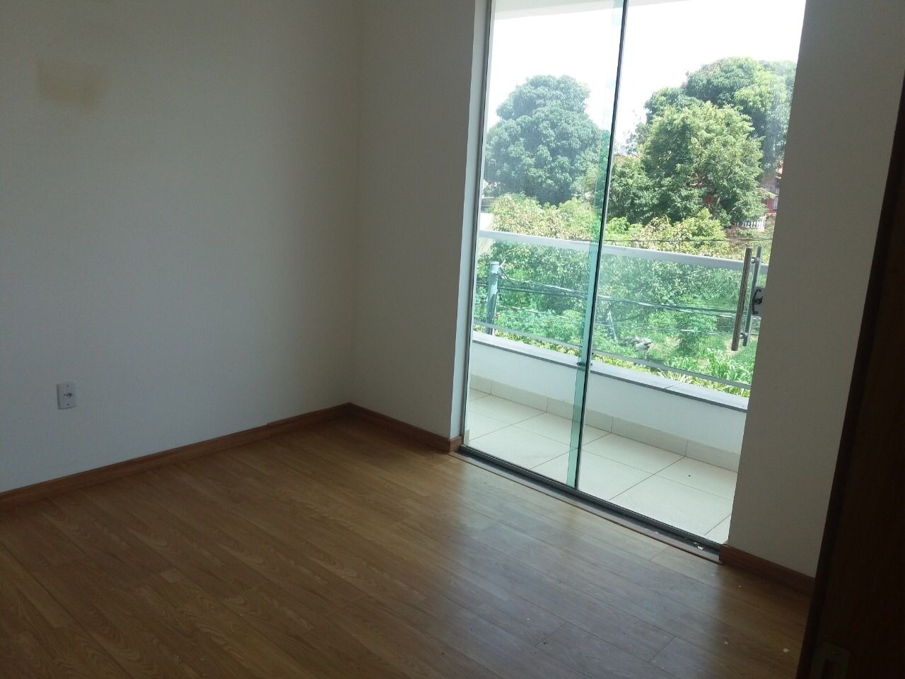 Apartamento à venda com 3 quartos, 90m² - Foto 1