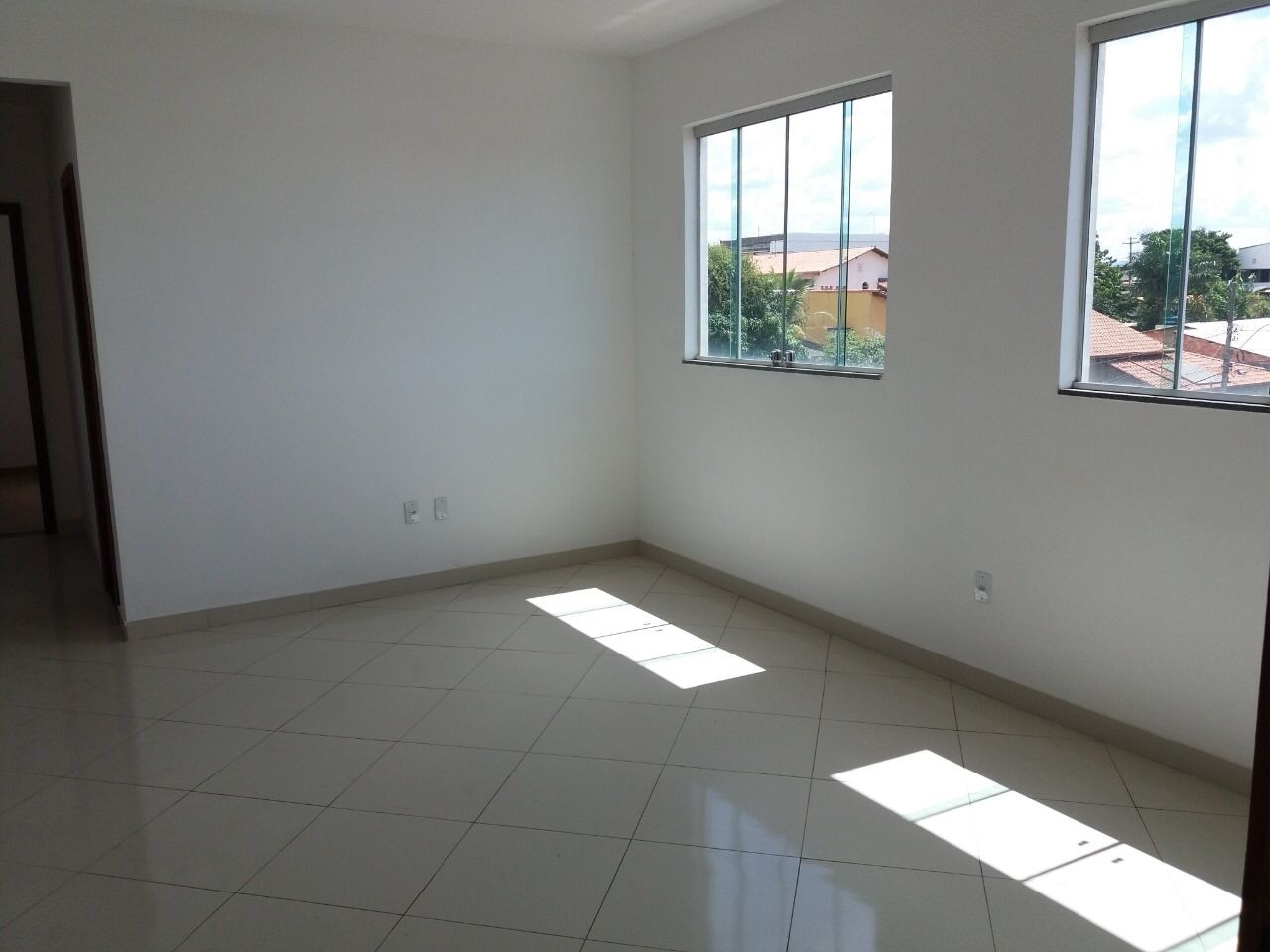 Apartamento à venda com 3 quartos, 90m² - Foto 8