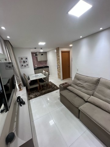 Apartamento à venda com 2 quartos, 64m² - Foto 1