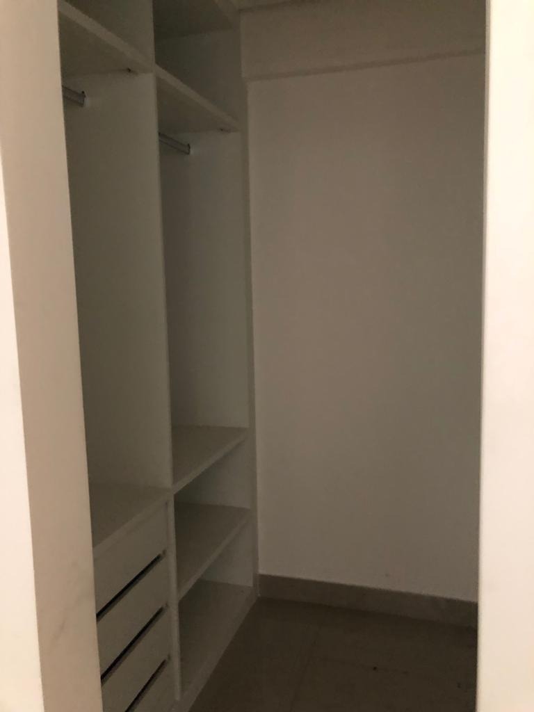 Apartamento à venda com 3 quartos, 109m² - Foto 3