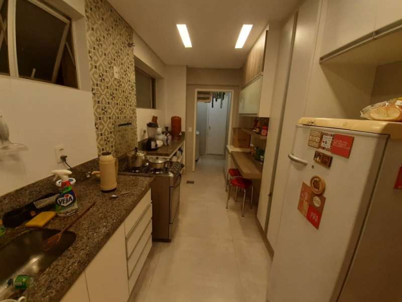 Apartamento à venda com 3 quartos, 92m² - Foto 1