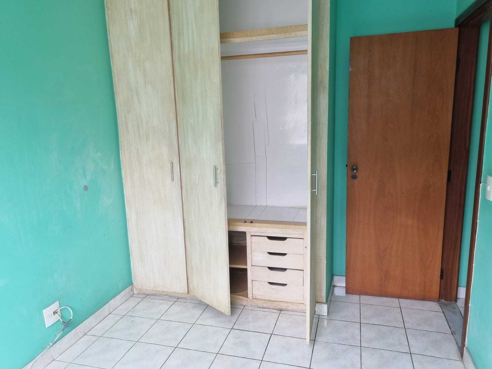 Apartamento à venda com 2 quartos, 75m² - Foto 13