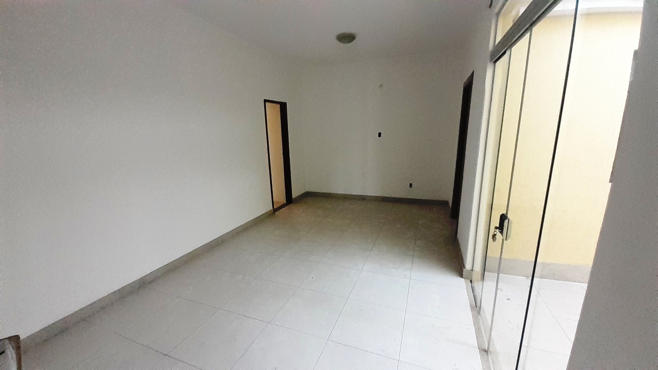 Casa à venda com 4 quartos, 450m² - Foto 19