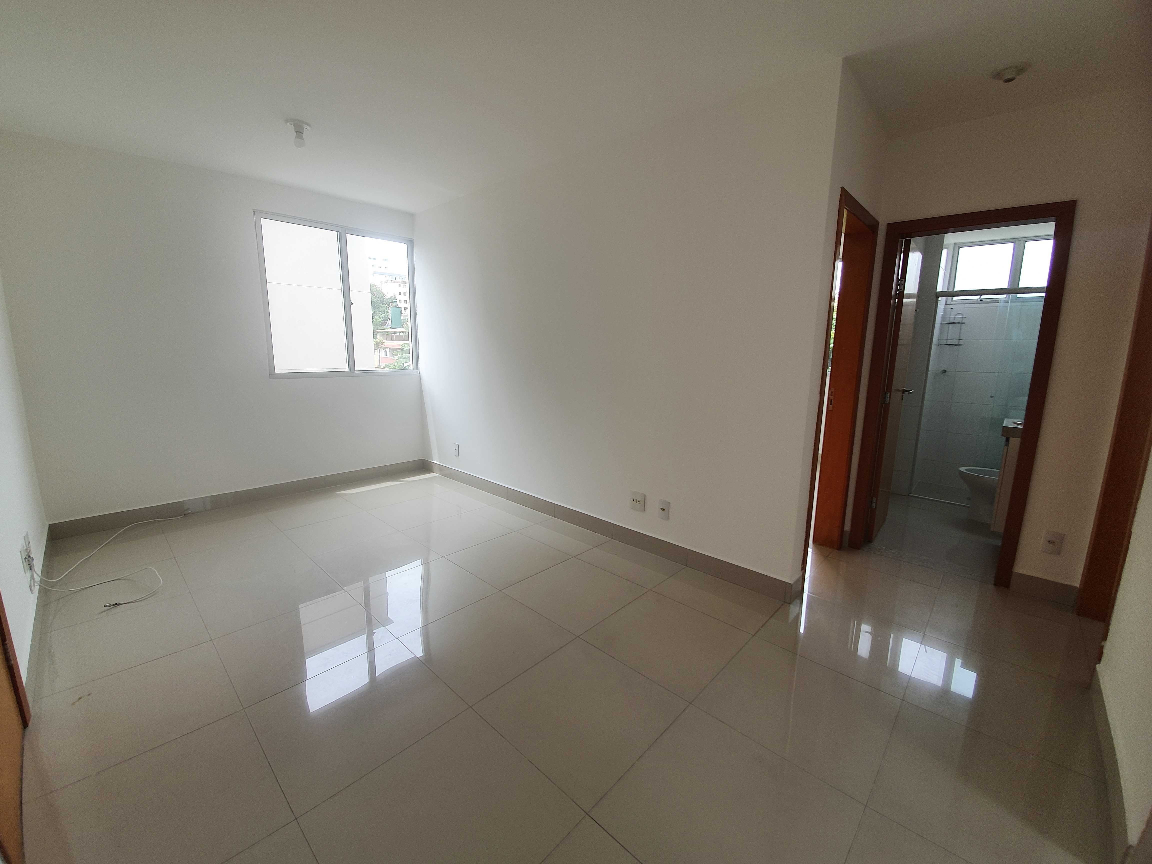 Apartamento à venda com 2 quartos, 60m² - Foto 2