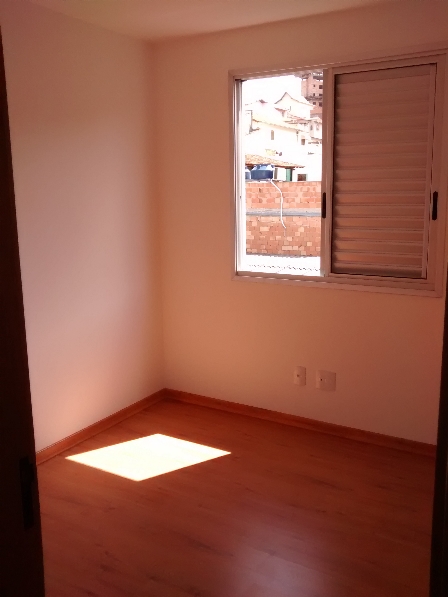 Apartamento à venda com 3 quartos, 75m² - Foto 12