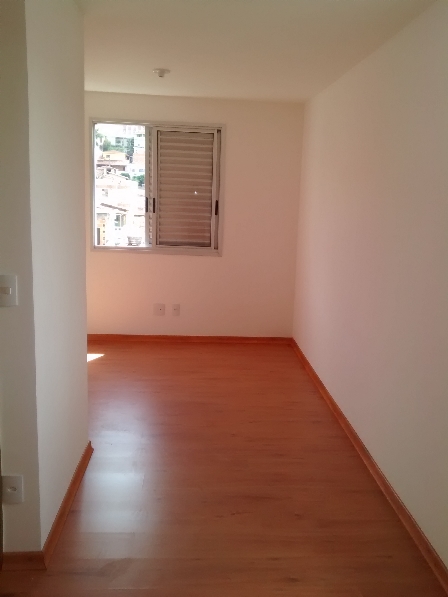 Apartamento à venda com 3 quartos, 75m² - Foto 11