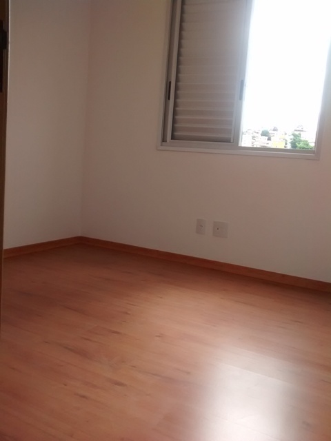 Apartamento à venda com 3 quartos, 75m² - Foto 6