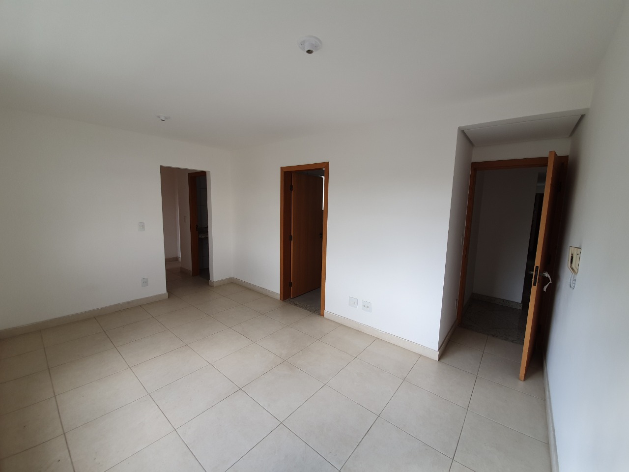 Apartamento à venda com 3 quartos, 75m² - Foto 12