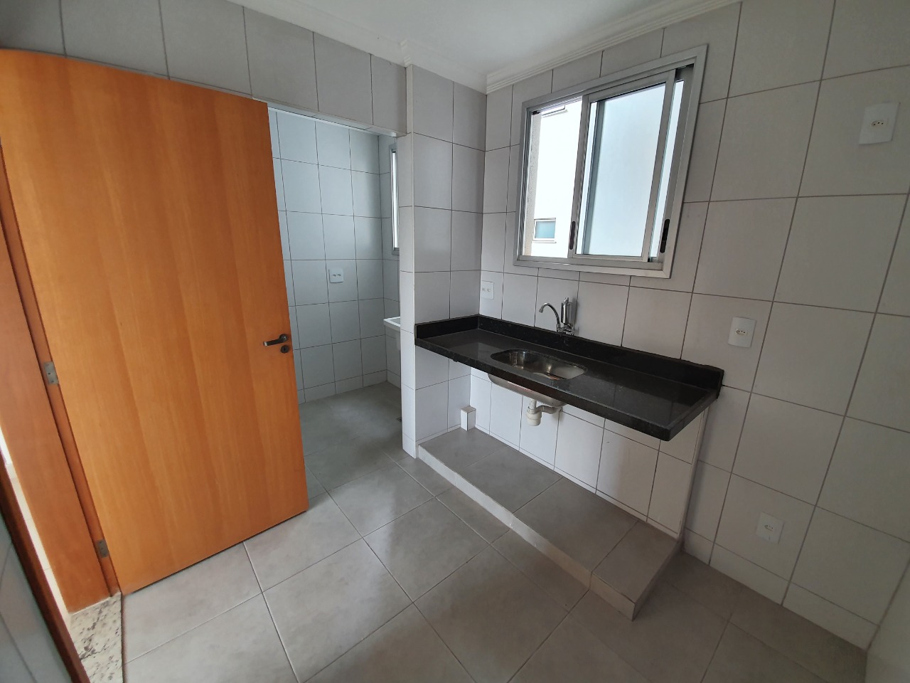 Apartamento à venda com 3 quartos, 75m² - Foto 11