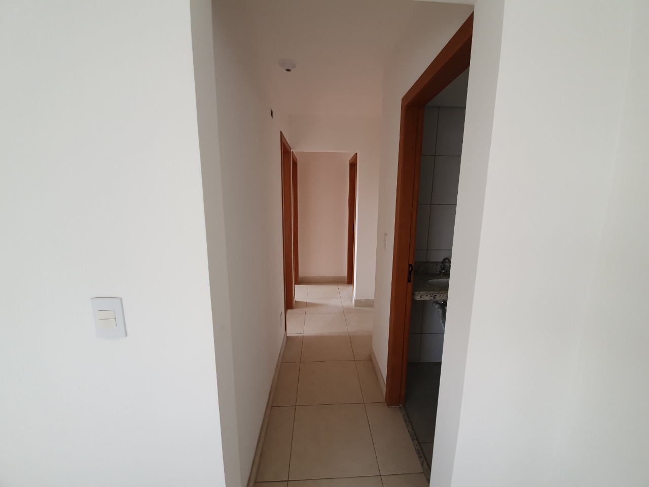 Apartamento à venda com 3 quartos, 75m² - Foto 9