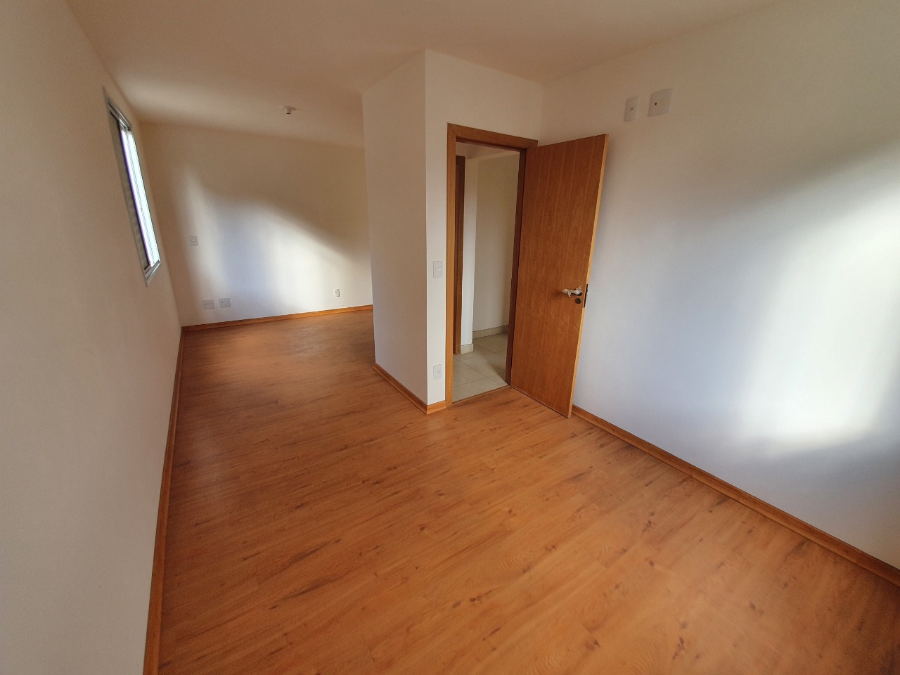 Apartamento à venda com 3 quartos, 75m² - Foto 7