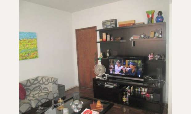 Apartamento à venda com 4 quartos, 140m² - Foto 8