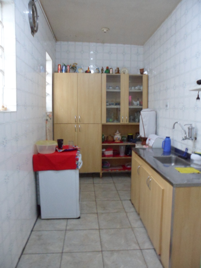 Casa à venda com 5 quartos, 213m² - Foto 13