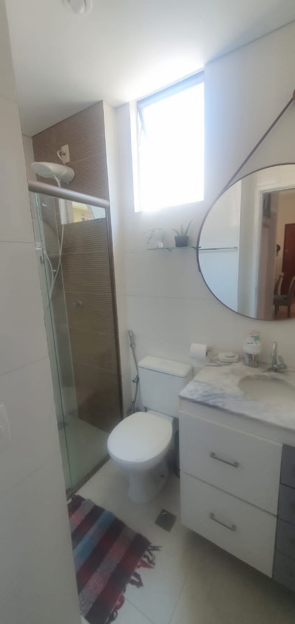 Apartamento à venda com 3 quartos, 74m² - Foto 2