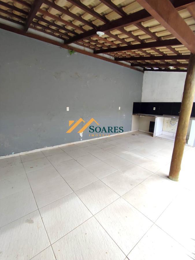 Casa à venda com 3 quartos, 180m² - Foto 3