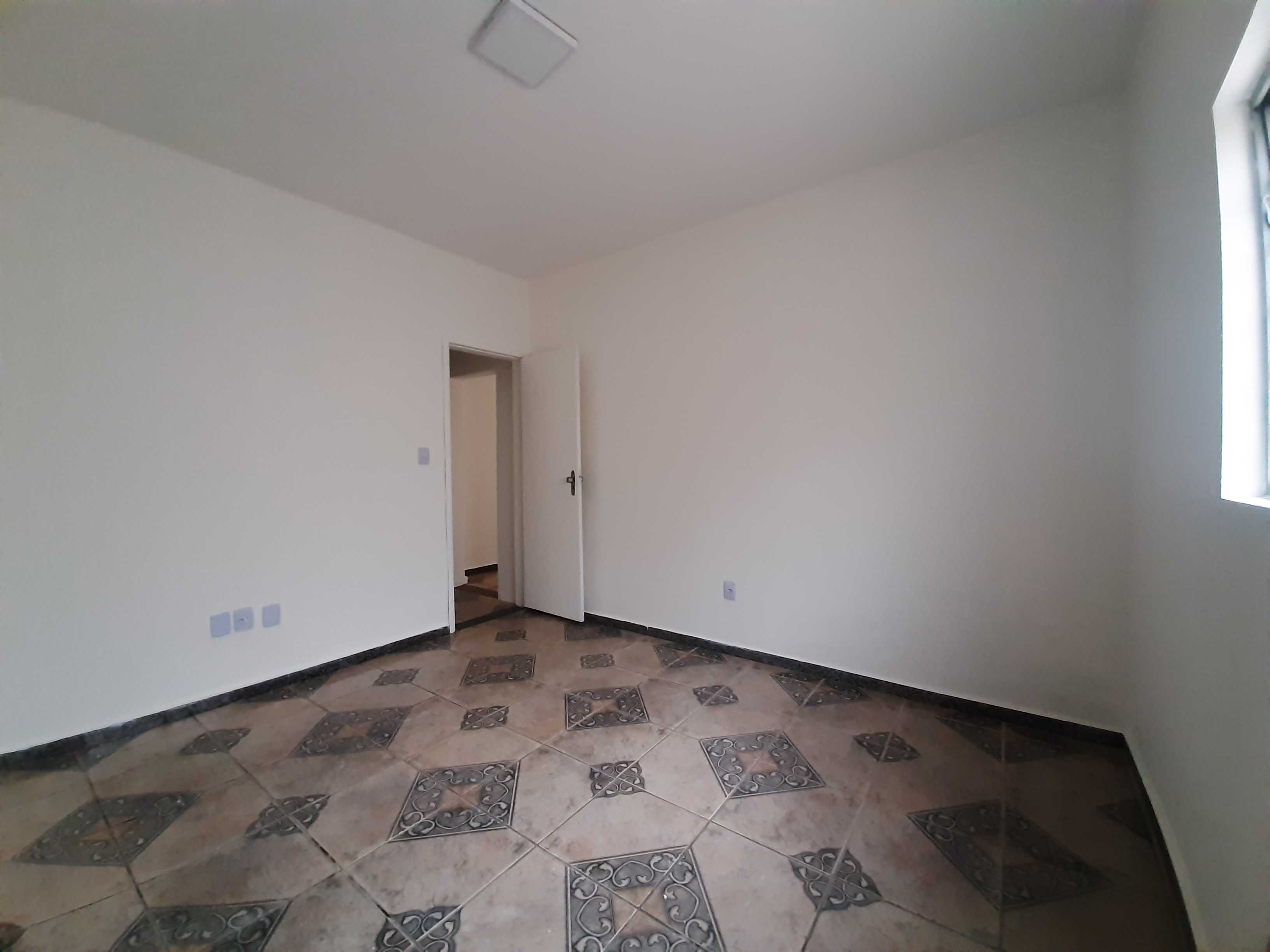 Loja-Salão para alugar com 5 quartos, 250m² - Foto 7