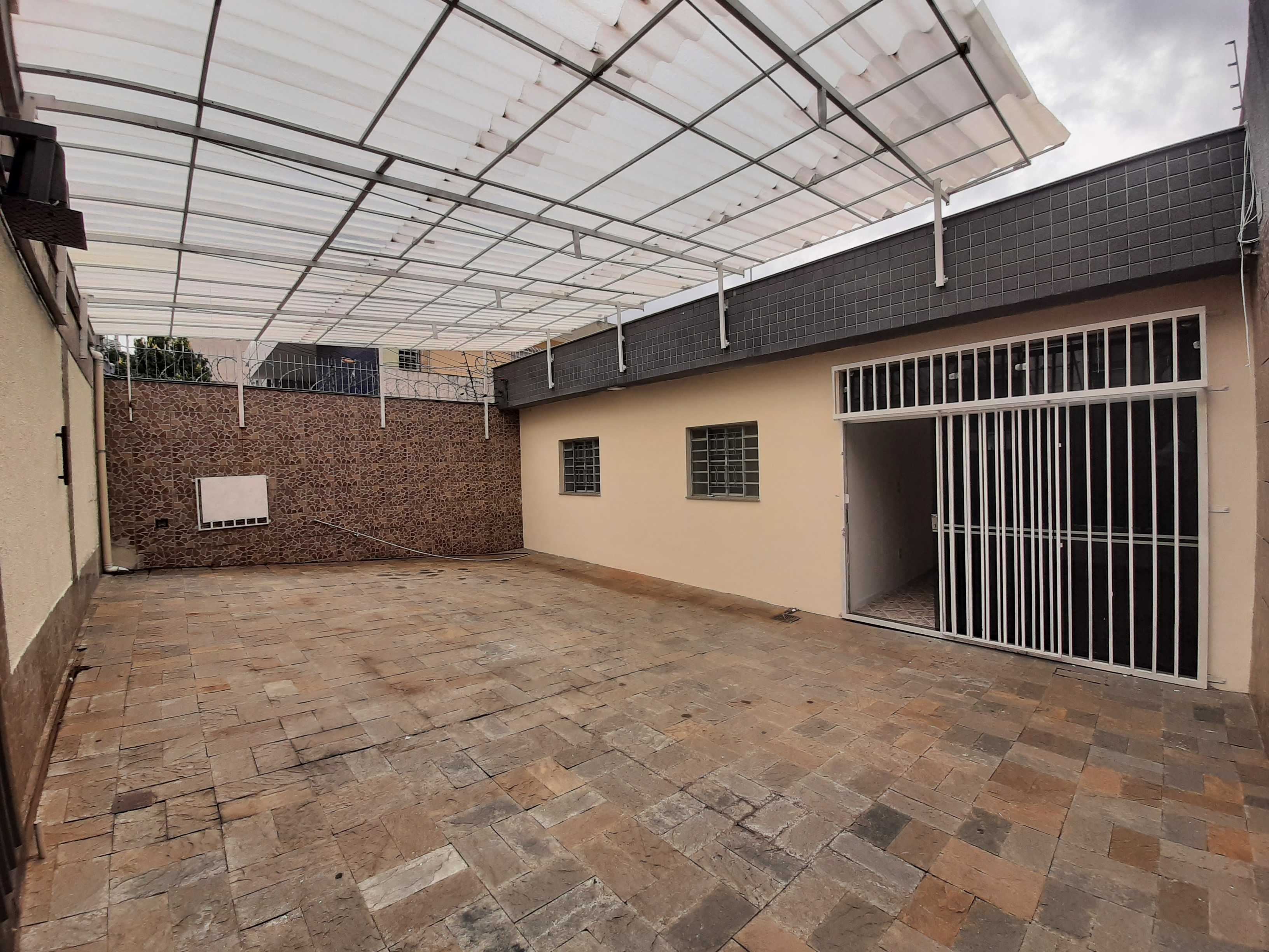 Loja-Salão para alugar com 5 quartos, 250m² - Foto 1