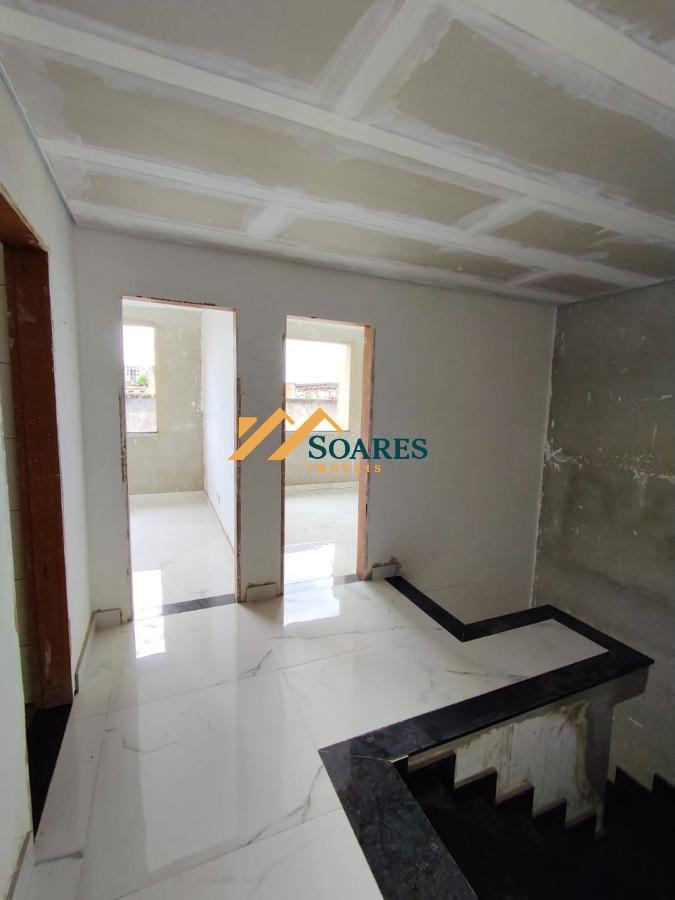 Casa à venda com 3 quartos, 180m² - Foto 4