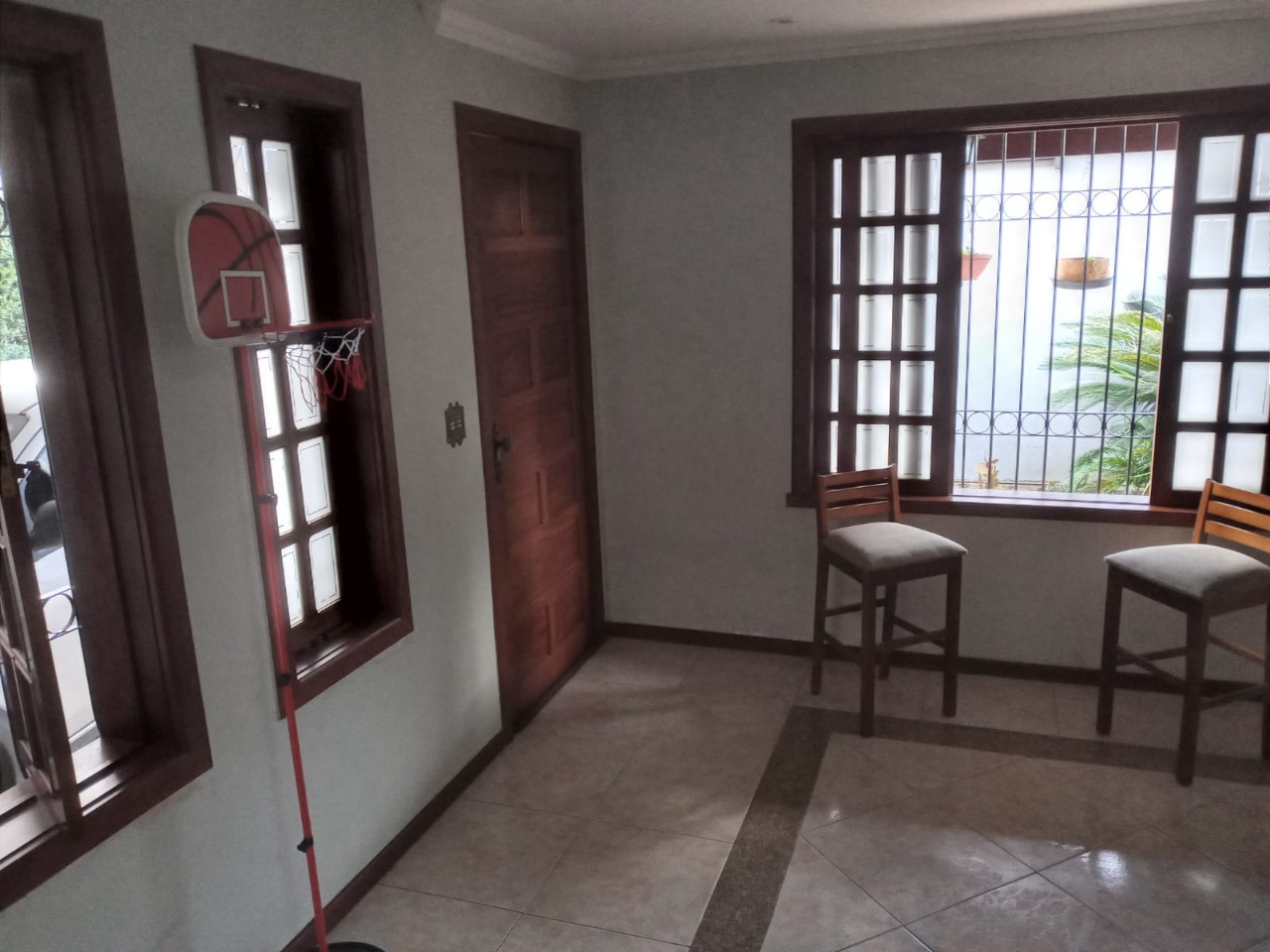 Casa à venda com 3 quartos, 360m² - Foto 4