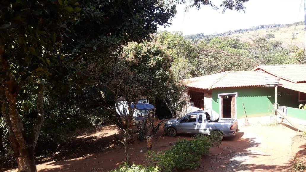 Chácara à venda com 4 quartos, 5800m² - Foto 4