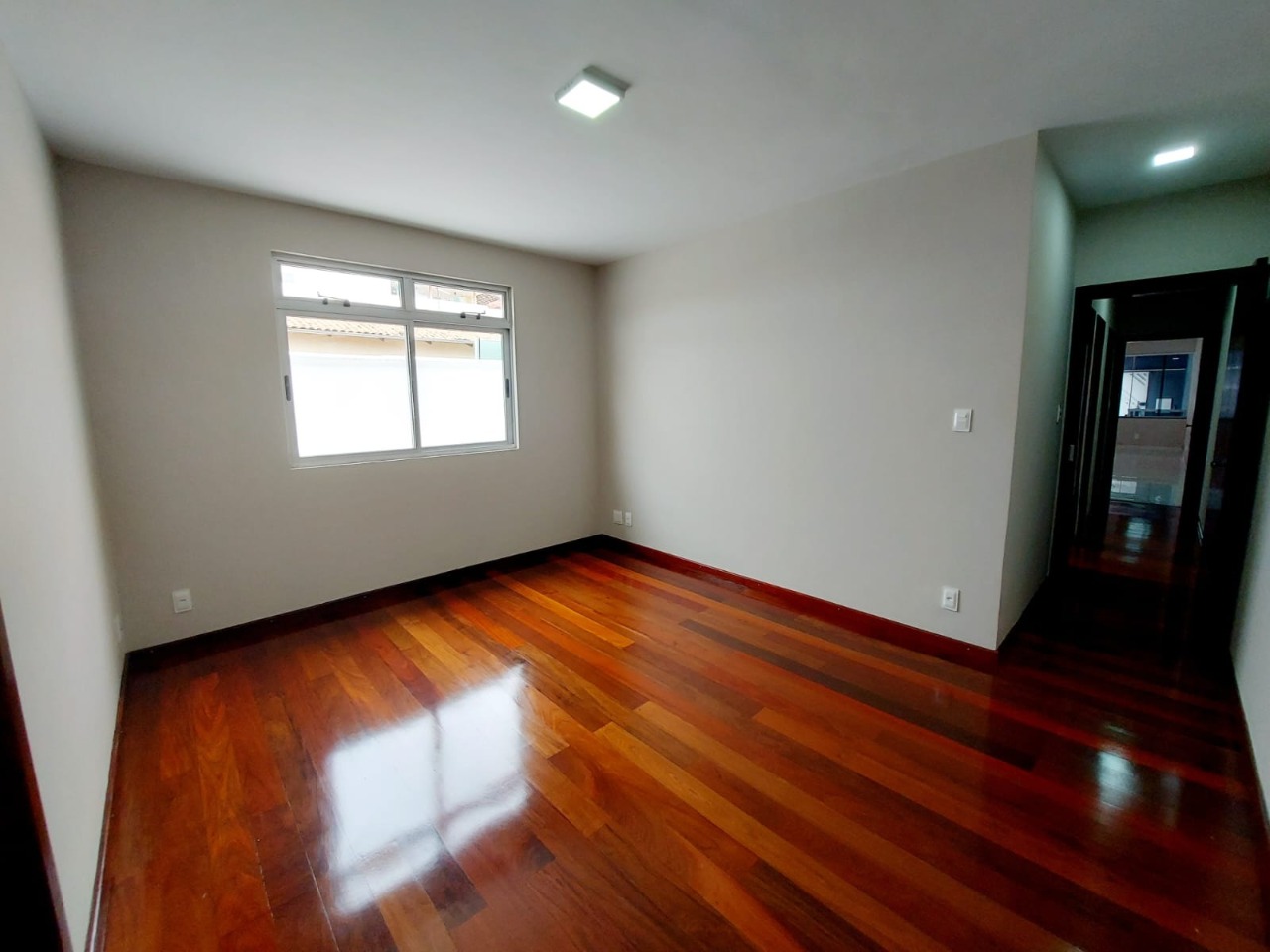 Casa à venda com 3 quartos, 260m² - Foto 17