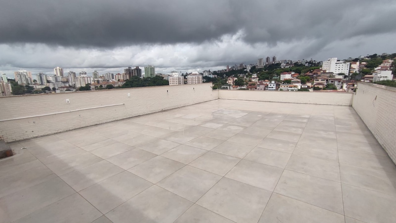 Cobertura à venda com 4 quartos, 242m² - Foto 2