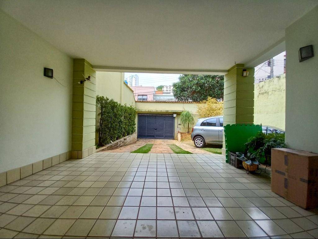 Casa à venda com 5 quartos, 330m² - Foto 17