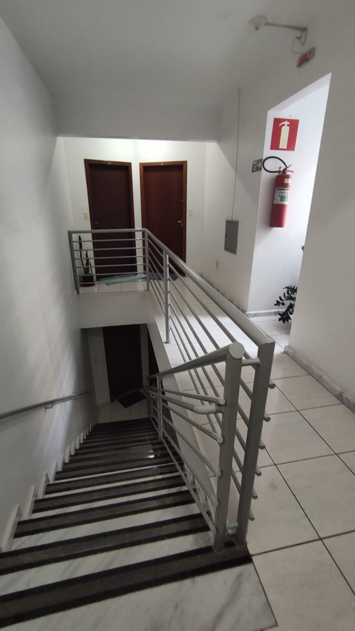 Apartamento à venda com 3 quartos, 75m² - Foto 17