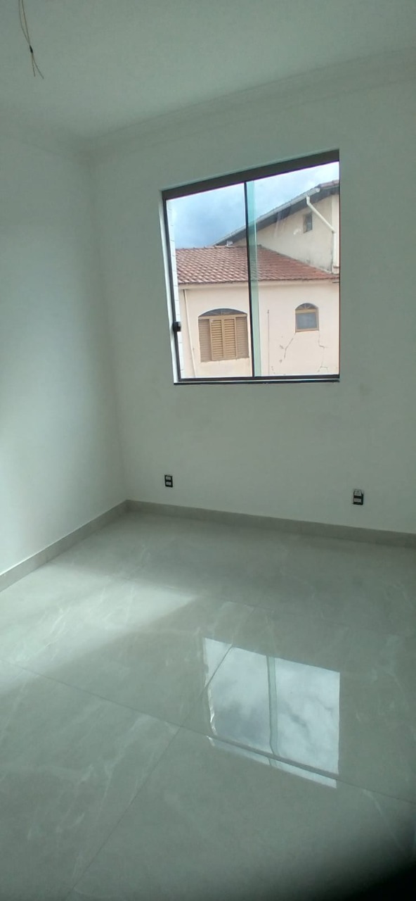 Apartamento à venda com 3 quartos, 86m² - Foto 8