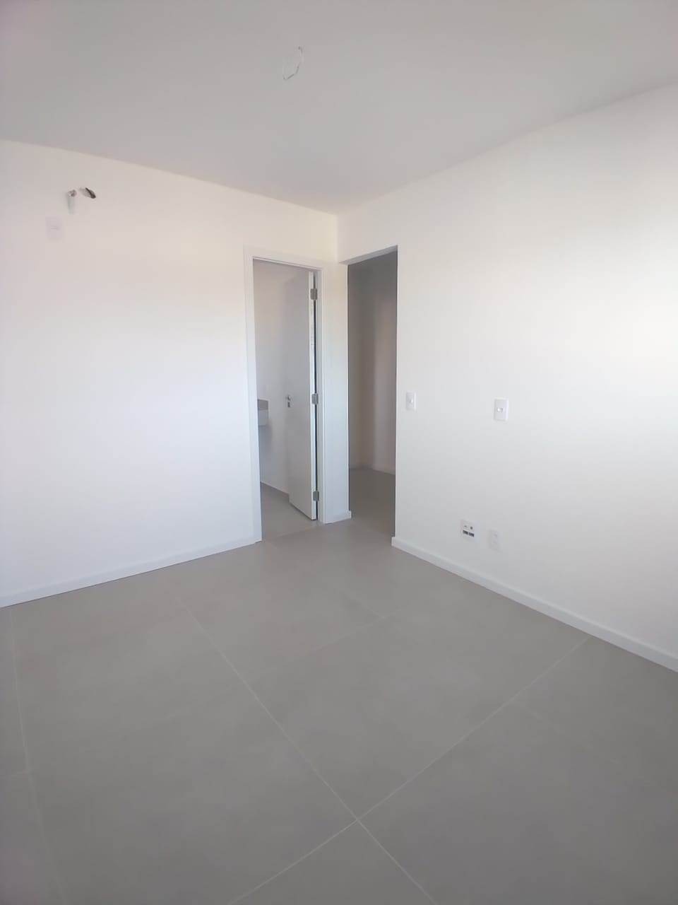 Apartamento à venda com 3 quartos, 153m² - Foto 7