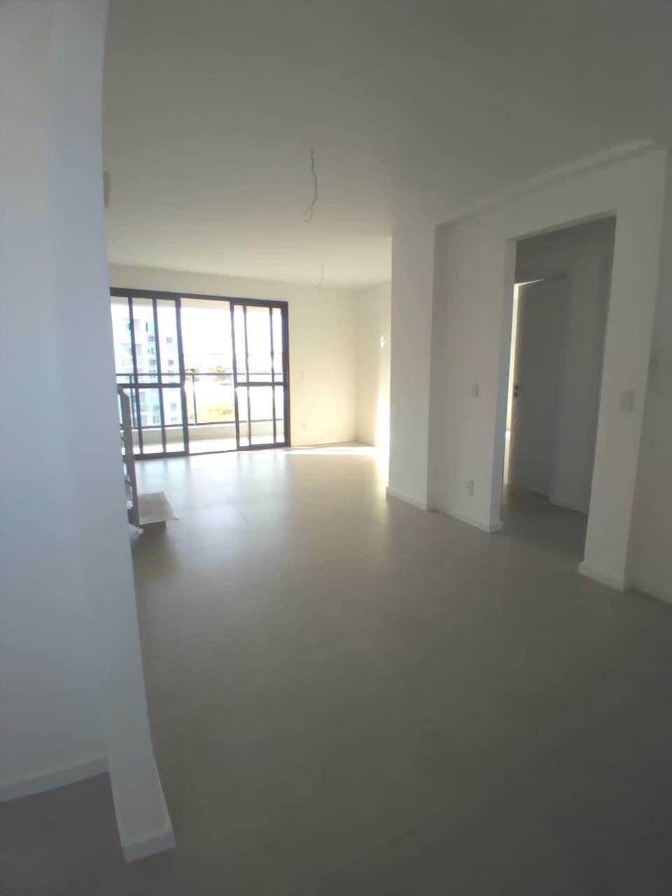 Apartamento à venda com 3 quartos, 153m² - Foto 6