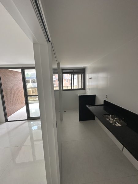 Apartamento à venda com 2 quartos, 66m² - Foto 8