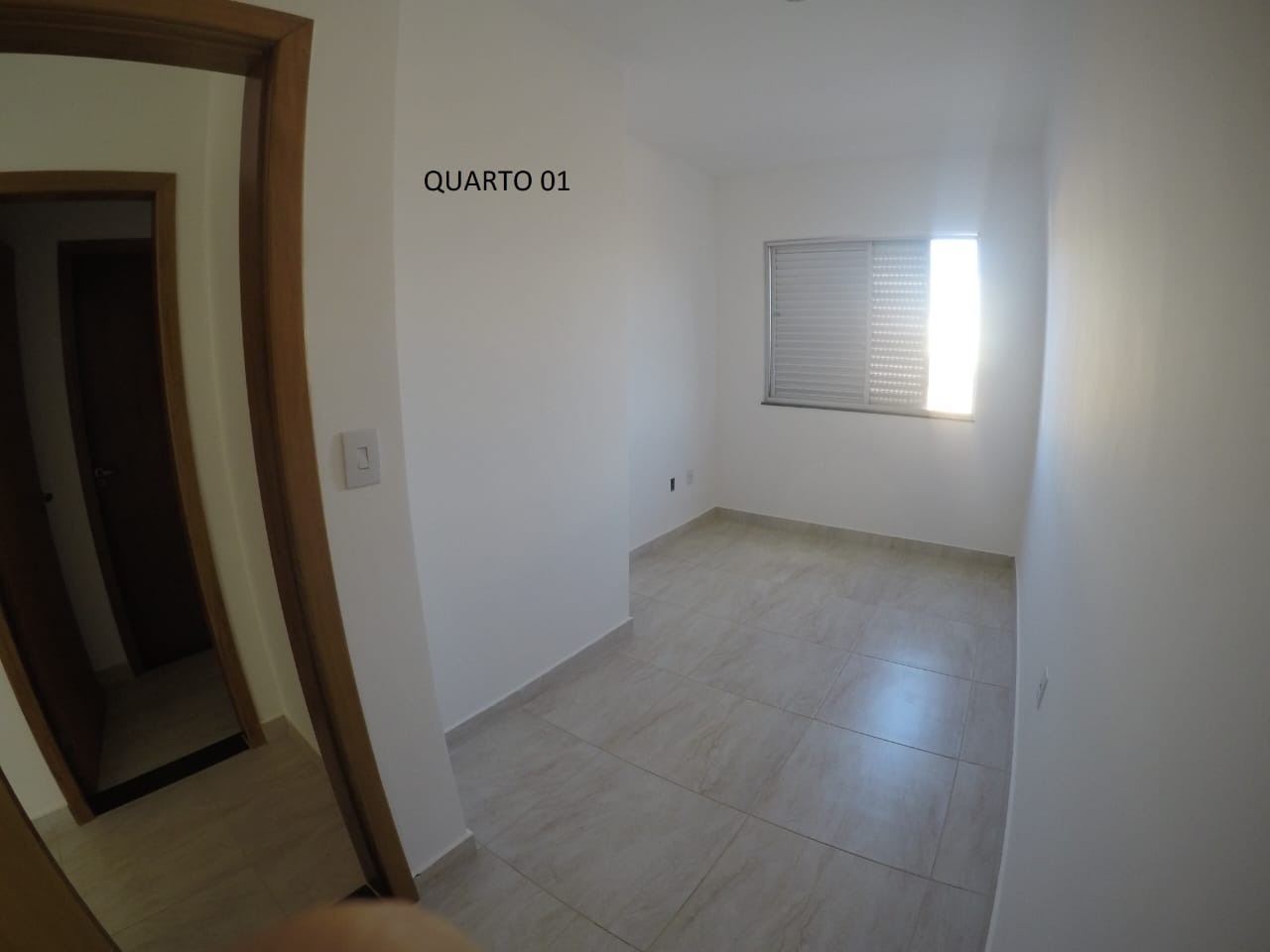 Apartamento à venda com 2 quartos, 64m² - Foto 4