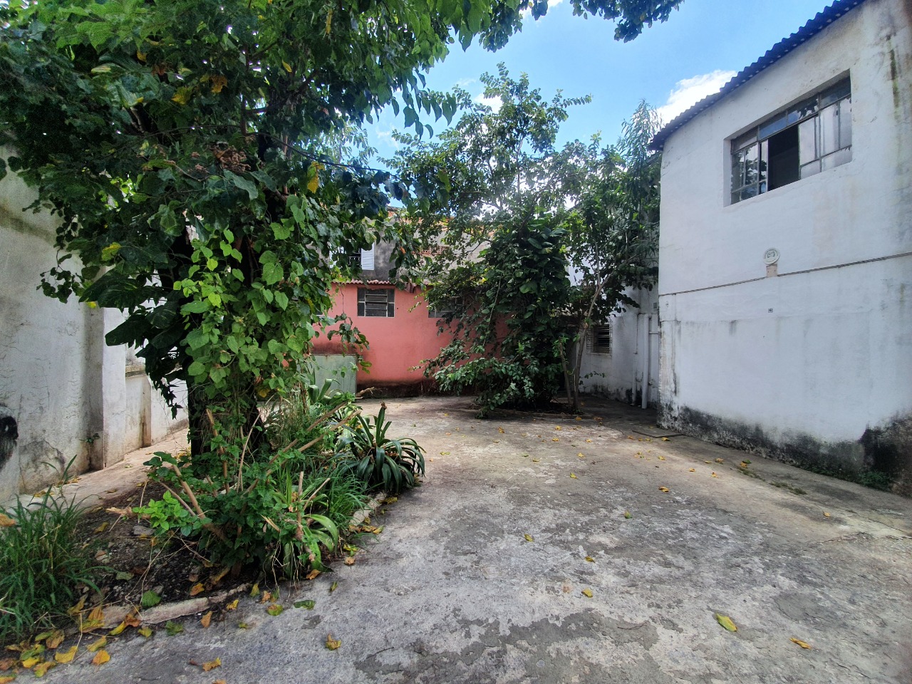 Casa para alugar com 3 quartos, 250m² - Foto 18