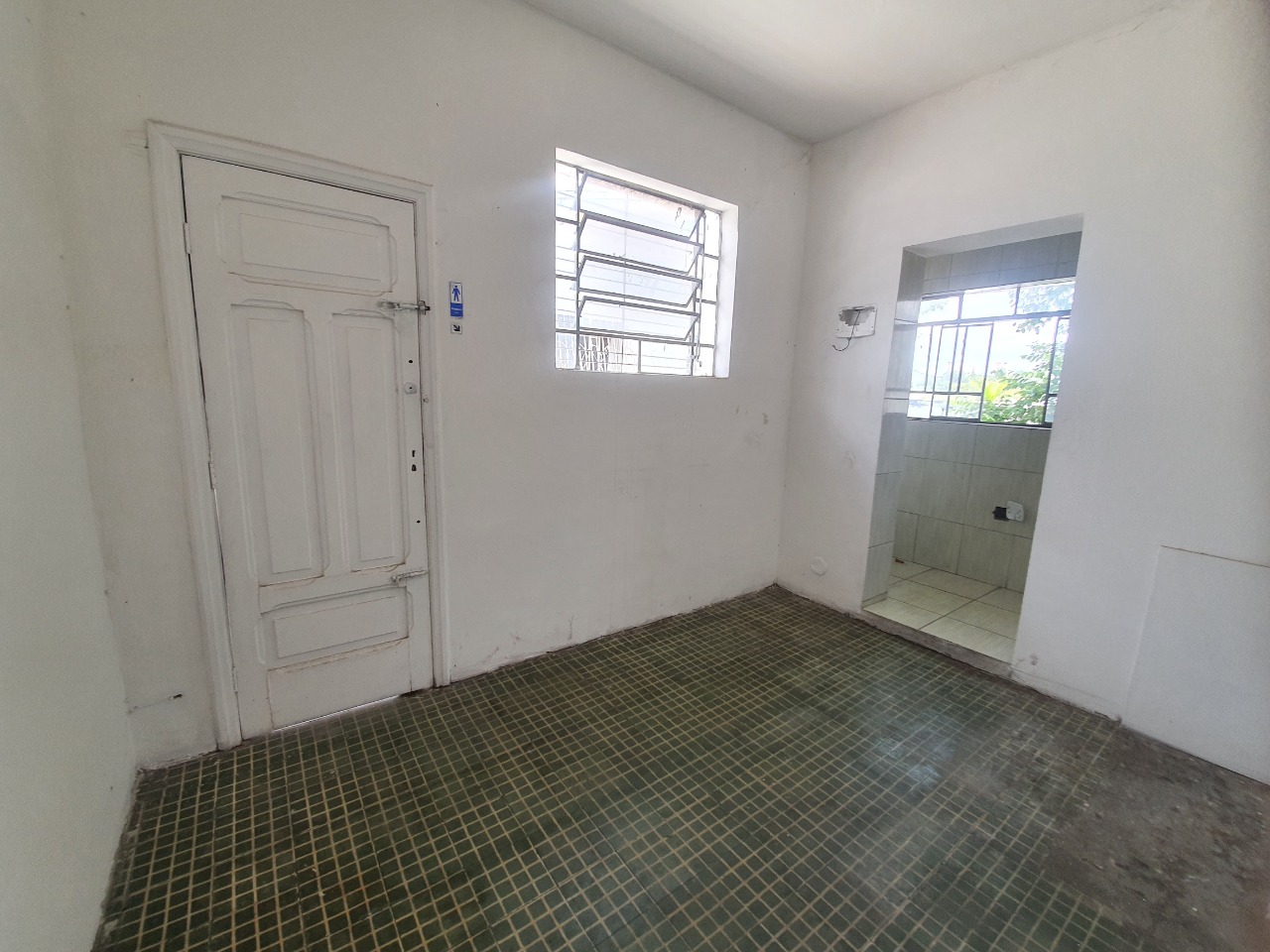 Casa para alugar com 3 quartos, 250m² - Foto 25